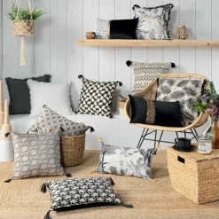 maxibazar Coussin Dehous Pompons 30X50Cm Coton Recycle Imp Leogold- Coussins Deco