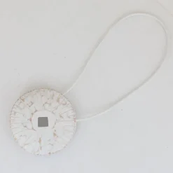 maxibazar Embrasse Bois Aimantee Thao Mm Blanc Naturel- Accessoires A Rideaux