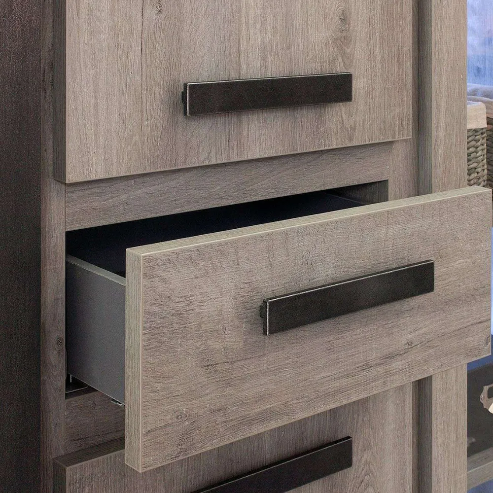 * Vitrines>Matteo Vitrine